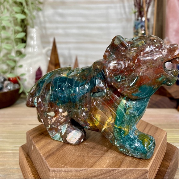 1036 Ocean Jasper Tiger Crystal Carving - Picture 3 of 11